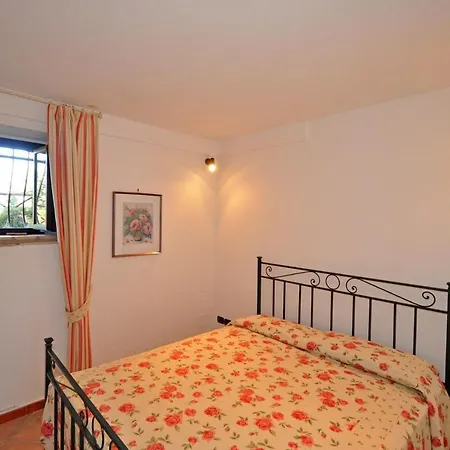 Βίλα Sleeps 9 Pool Wifi Torre San Severo