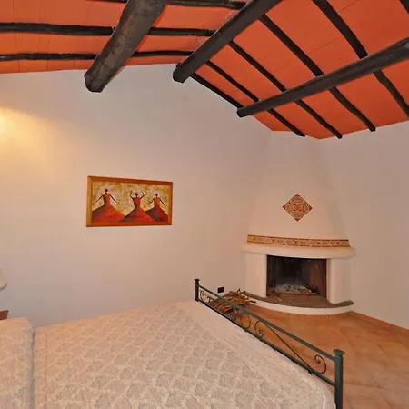 Βίλα Sleeps 9 Pool Wifi Torre San Severo